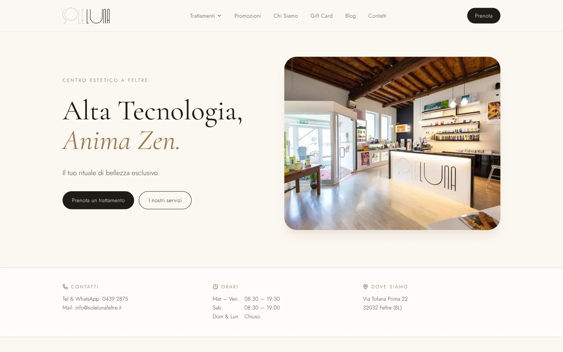 Home page del sito nuovo di SoleLuna: la frase «Alta Tecnologia, Anima Zen» accanto a una foto del bancone del centro, con i pulsanti per prenotare e per vedere i servizi.
